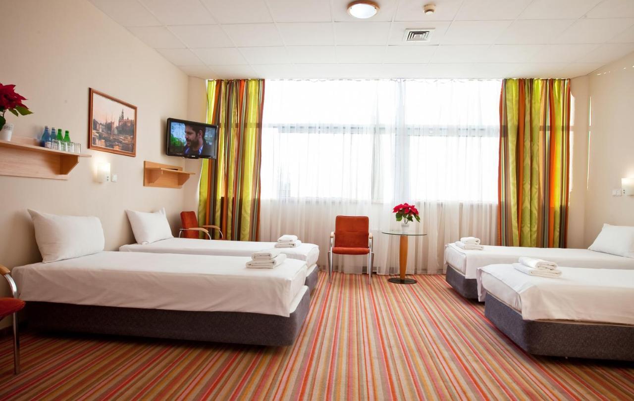 Hotel Aspel Краков Экстерьер фото